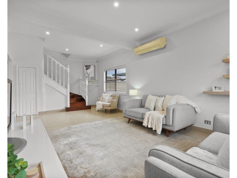 18 Baker Street, Merrylands NSW 2160