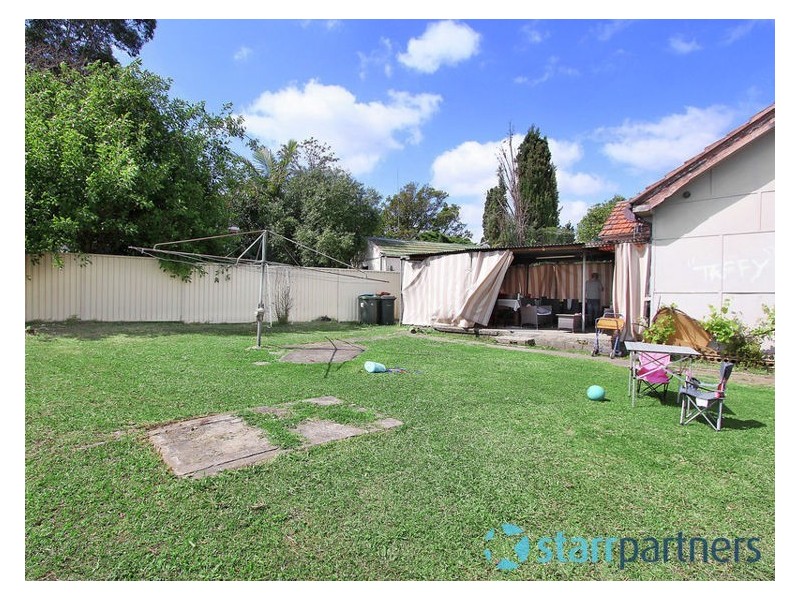 2 Bird Avenue, Guildford NSW 2161