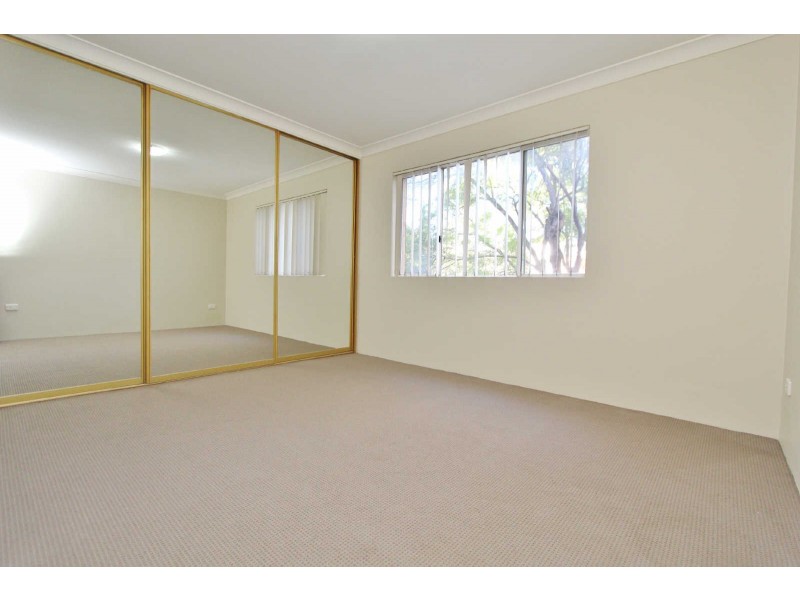 01/37 Memorial Avenue, Merrylands NSW 2160