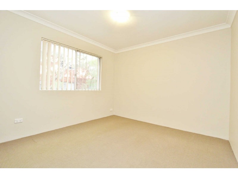 01/37 Memorial Avenue, Merrylands NSW 2160