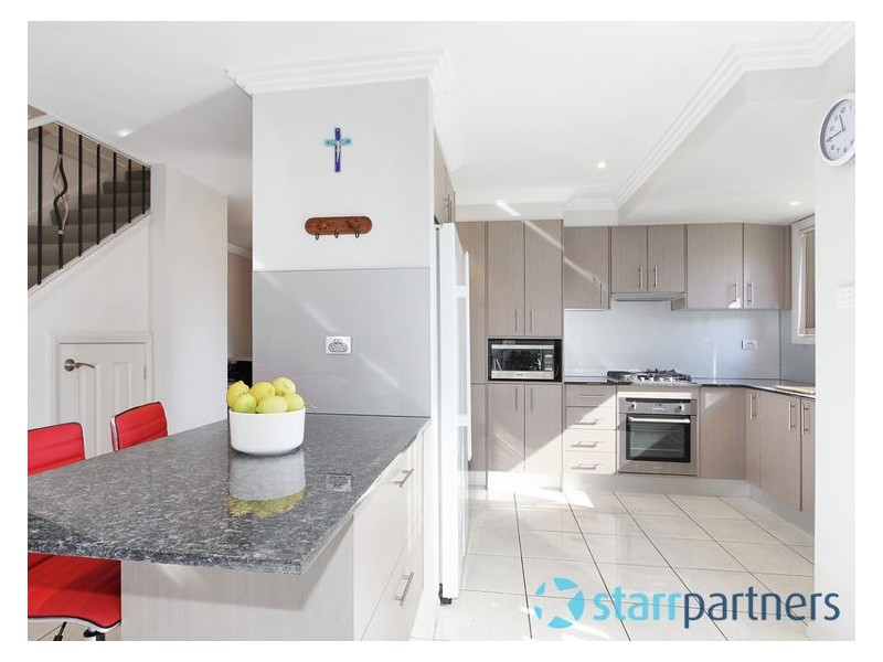 2/9 Tennyson Parade, Guildford NSW 2161