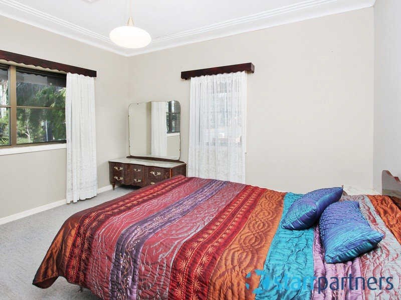 571 MERRYLANDS ROAD, Merrylands NSW 2160