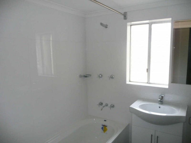 4/18-24 OXFORD STREET, Merrylands NSW 2160