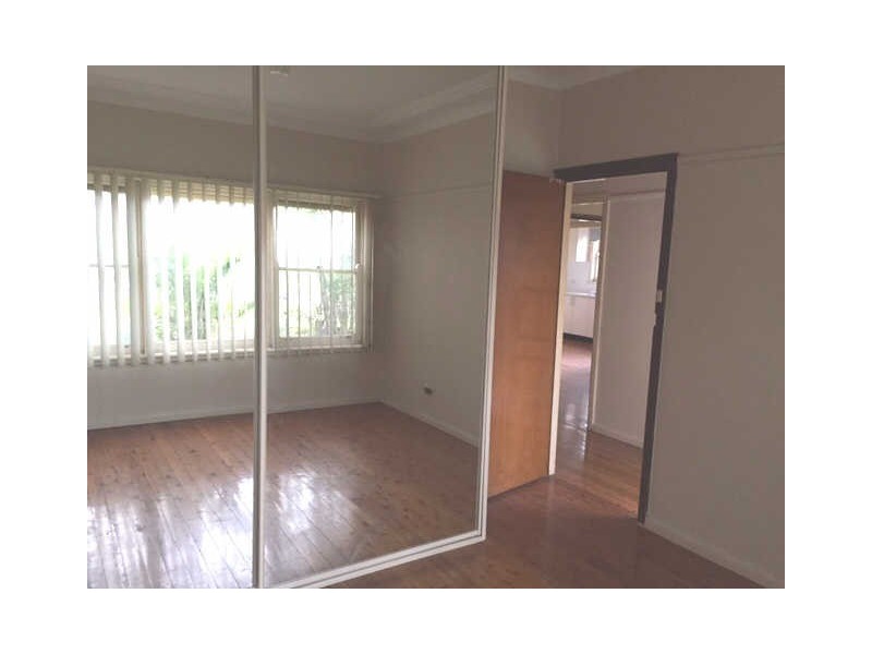 17 DAMIEN AVENUE, Greystanes NSW 2145