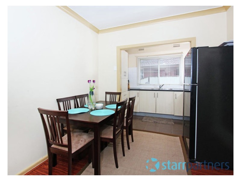 8 Acland Street, Guildford NSW 2161