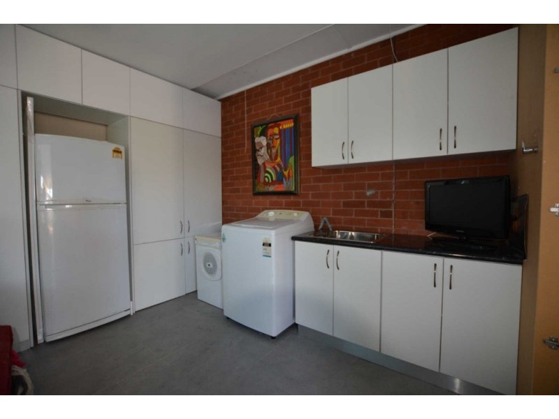 21 LESTER ROAD, Greystanes NSW 2145