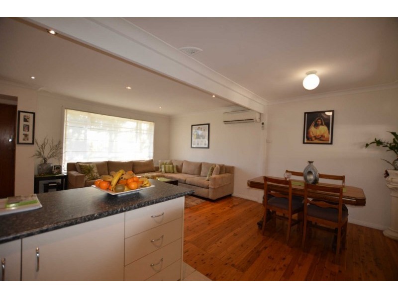 21 LESTER ROAD, Greystanes NSW 2145