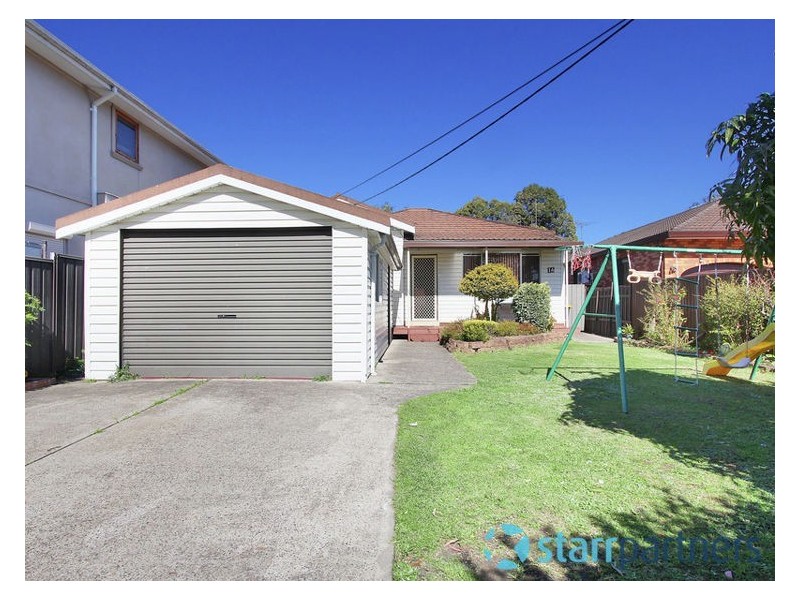16 Kenyons Road, Merrylands NSW 2160