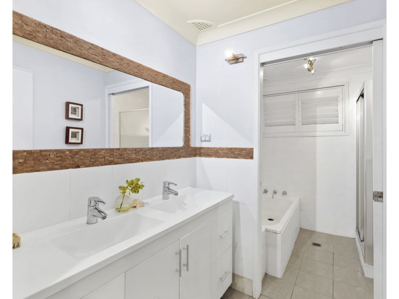 14 Kurrajong Road, Greystanes NSW 2145