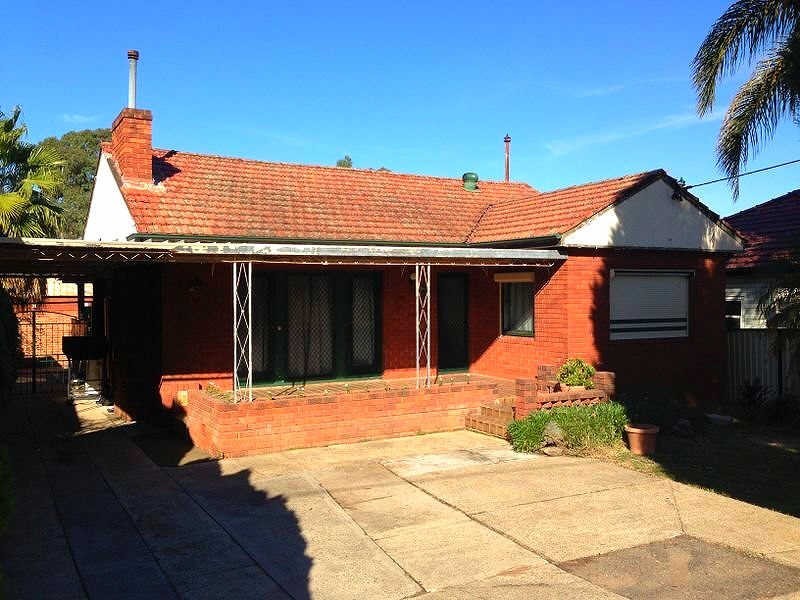35 BURNETT STREET, Merrylands NSW 2160