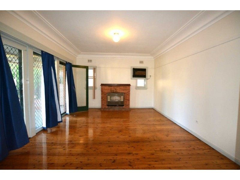 35 BURNETT STREET, Merrylands NSW 2160