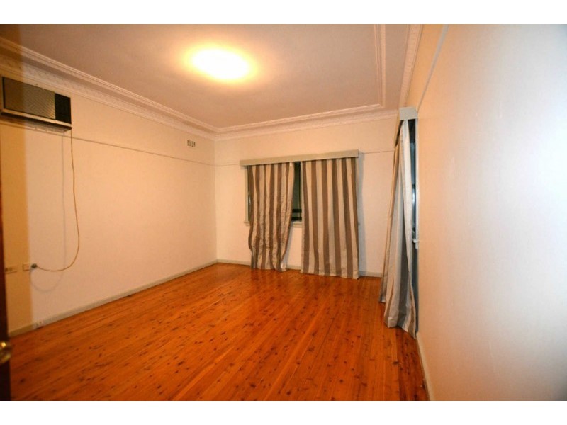 35 BURNETT STREET, Merrylands NSW 2160