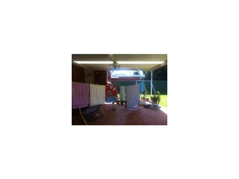 8 ADRIAN PLACE, Greystanes NSW 2145