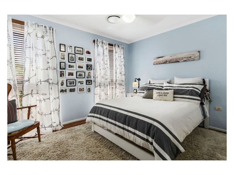 11 Etna Place, Bossley Park NSW 2176