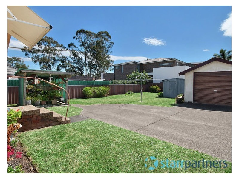 8 Hollywood Street, South Wentworthville NSW 2145
