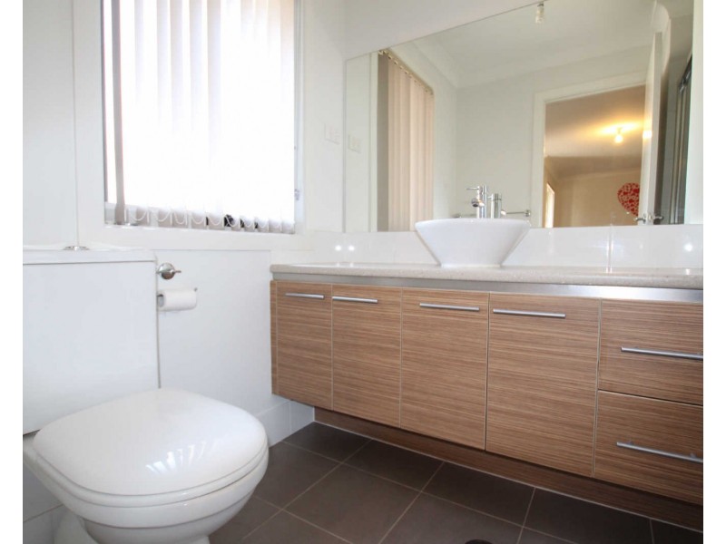 20 Driftway Drive, Pemulwuy NSW 2145