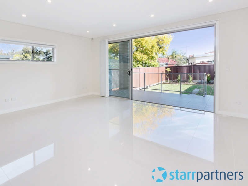 08 PARRY STREET, Pendle Hill NSW 2145