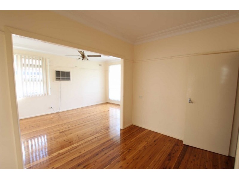 100 FRANCES STREET, South Wentworthville NSW 2145