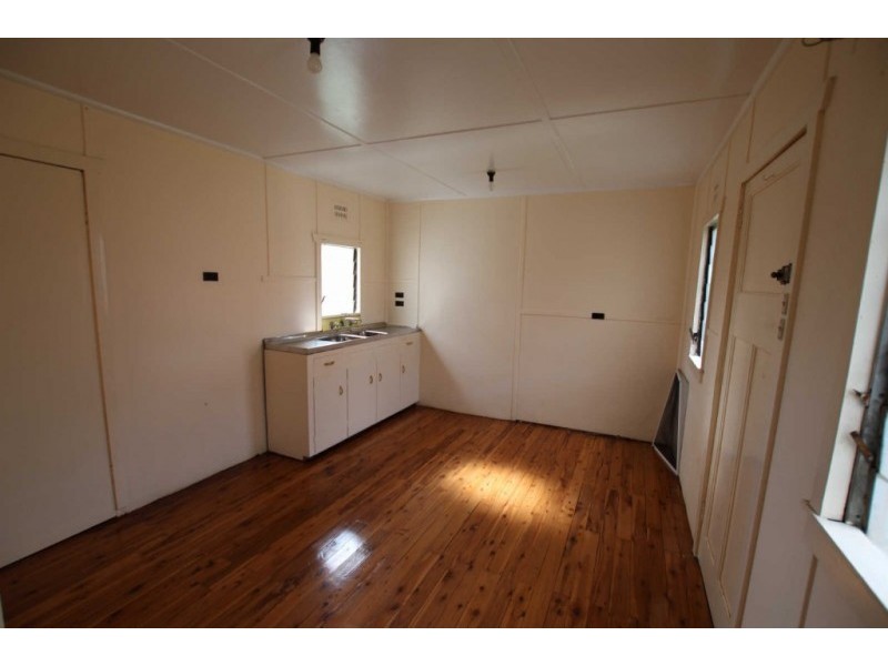 100 FRANCES STREET, South Wentworthville NSW 2145