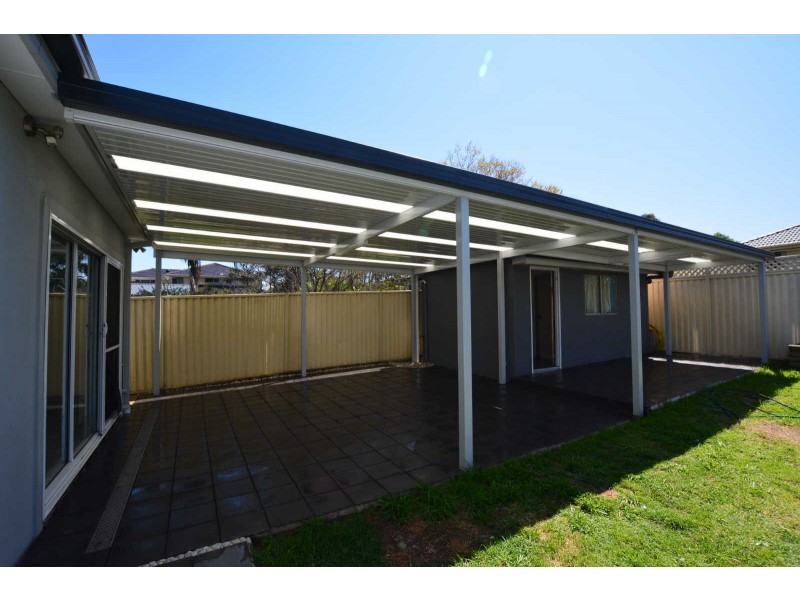 8 SANDRA STREET, Woodpark NSW 2164