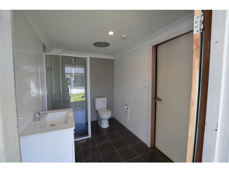 8 SANDRA STREET, Woodpark NSW 2164