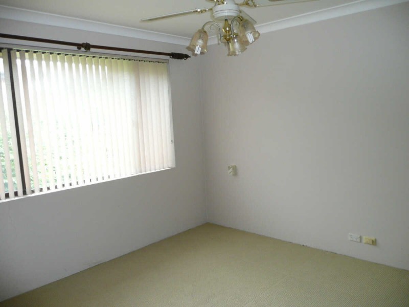 9/8 TREVES ST, Merrylands NSW 2160