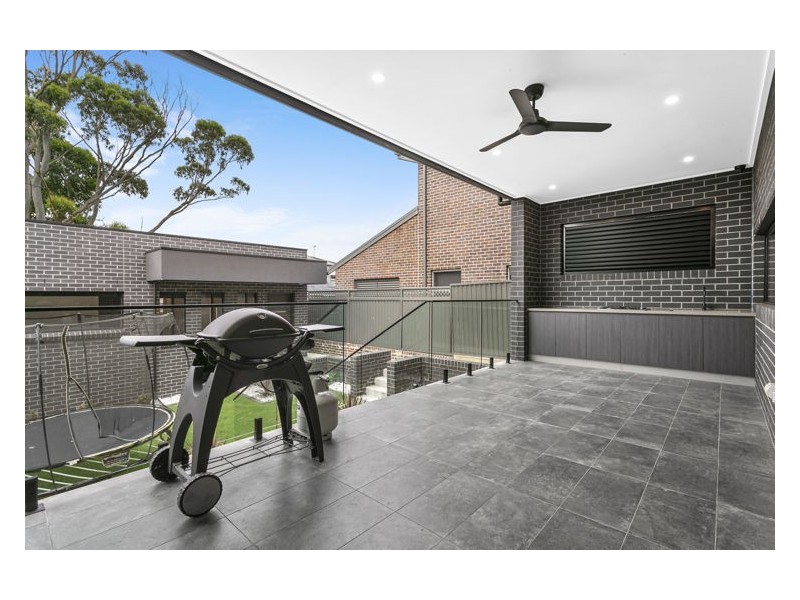 22b Macquarie Road, Greystanes NSW 2145