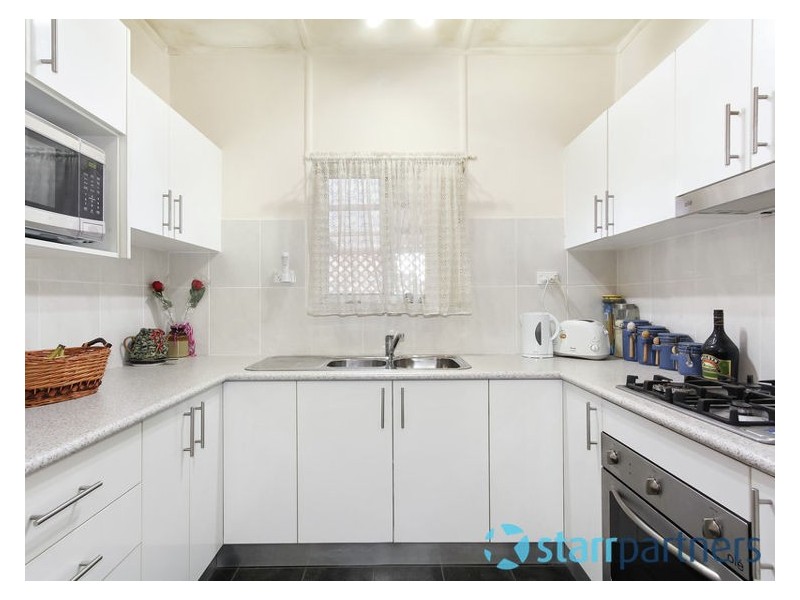 18 Blaxland Street, Yennora NSW 2161