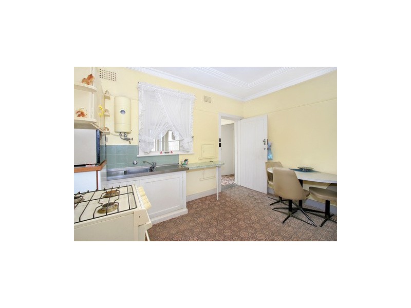 19 Malvern Avenue, Merrylands NSW 2160