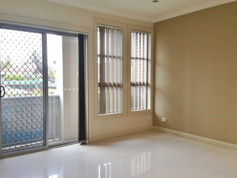 3/44 LOUGH AVE, Guildford NSW 2161