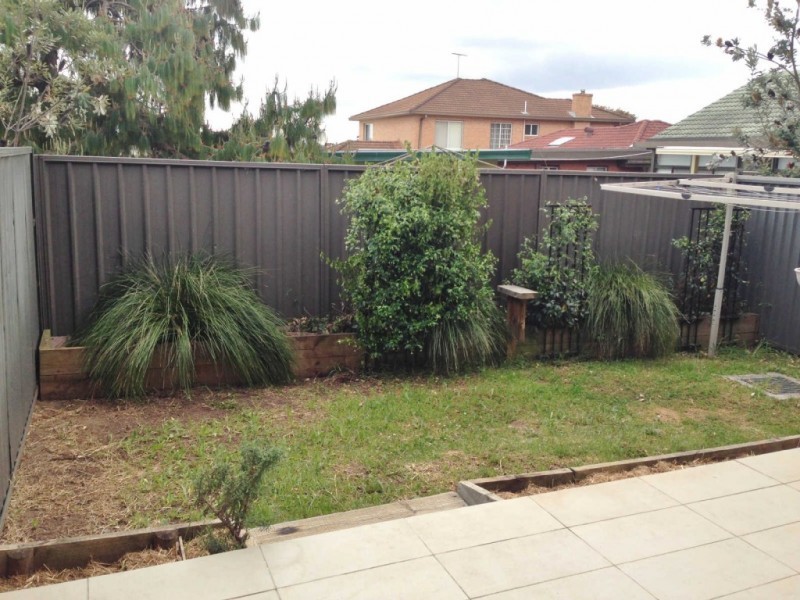 3/44 LOUGH AVE, Guildford NSW 2161