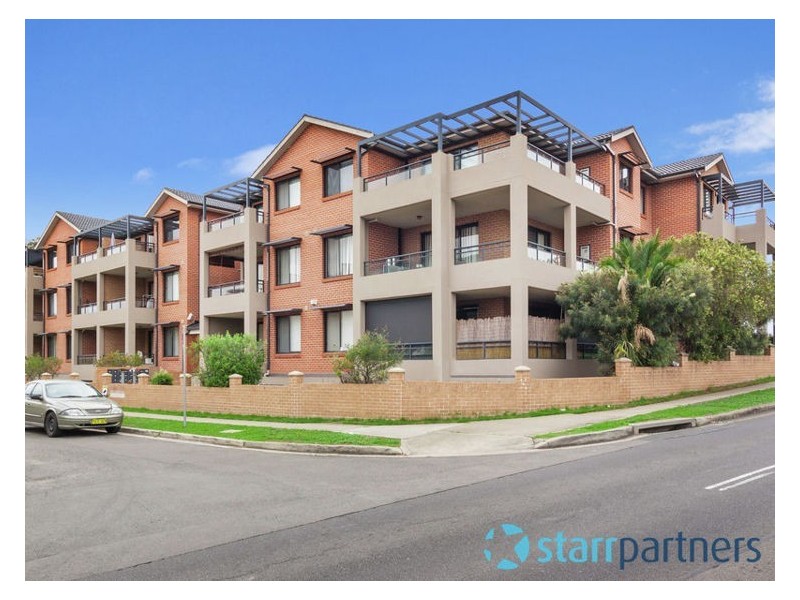 27/10-12 Wingello Street, Guildford NSW 2161
