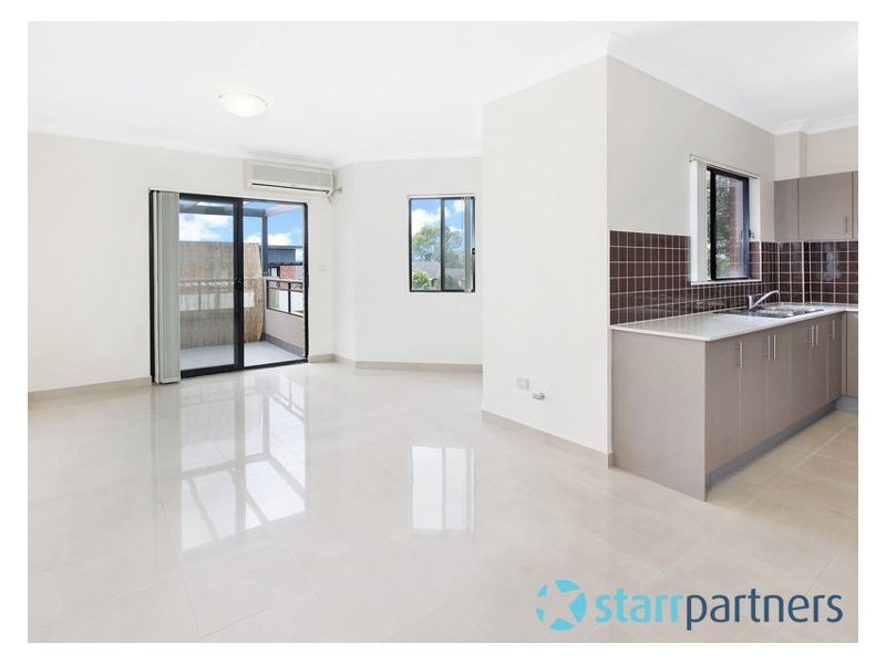 27/10-12 Wingello Street, Guildford NSW 2161