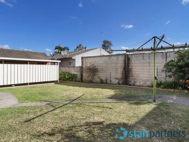 12 KARANI AVENUE, Guildford NSW 2161