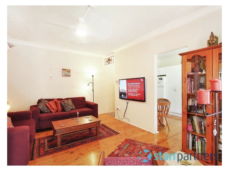 8/16 Calliope Street, Guildford NSW 2161