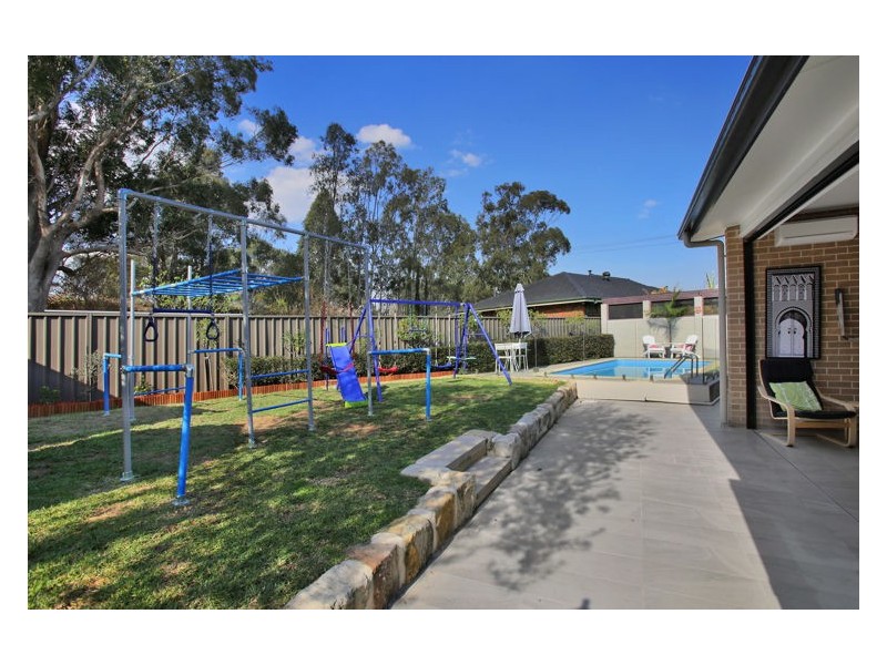 42 Pambula Crescent, Merrylands NSW 2160