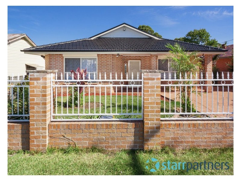 49 The Grove, Fairfield NSW 2165