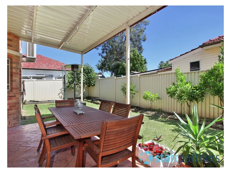 1A Phyllis Crescent, Guildford NSW 2161