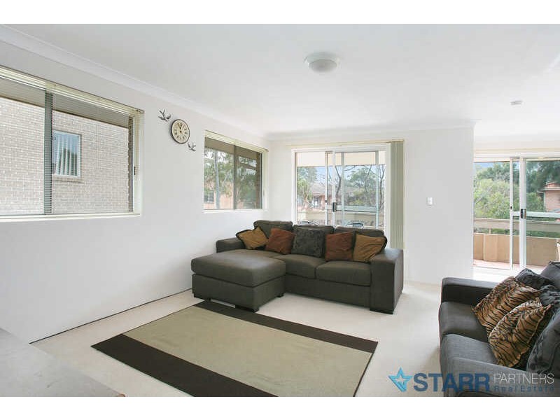 4/9 HELEN STREET, Westmead NSW 2145