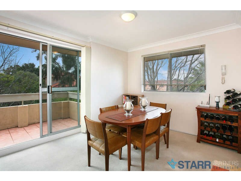 4/9 HELEN STREET, Westmead NSW 2145