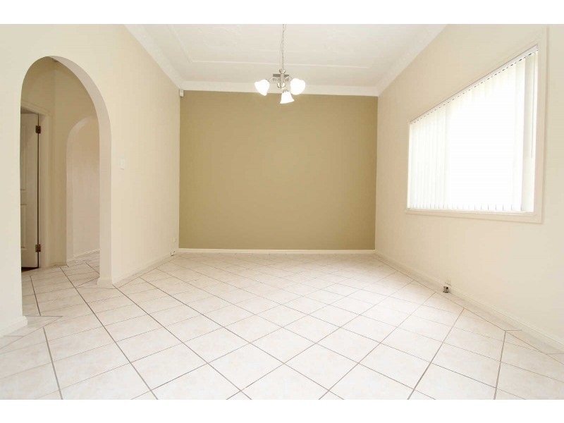 20 RHODES AVENUE, Guildford NSW 2161