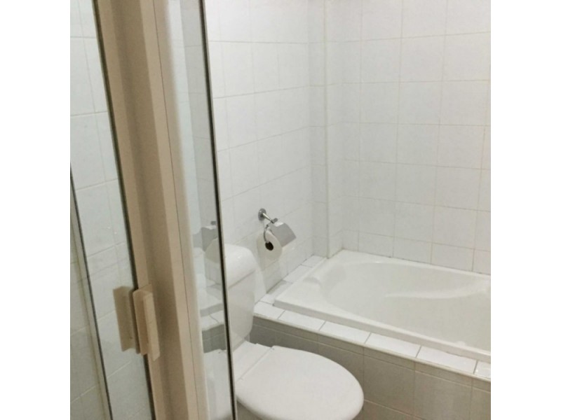 8/8-10 VICTORIA STREET, Granville NSW 2142