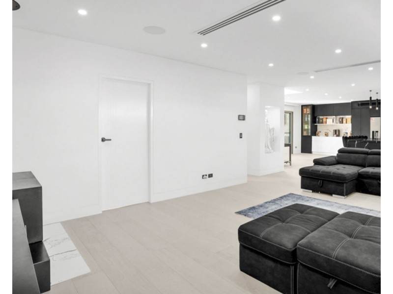 17 Croft Avenue, Merrylands NSW 2160