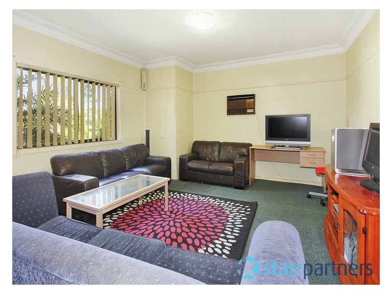 2 Hamilton Street, South Wentworthville NSW 2145