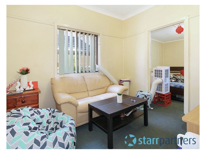 2 Hamilton Street, South Wentworthville NSW 2145