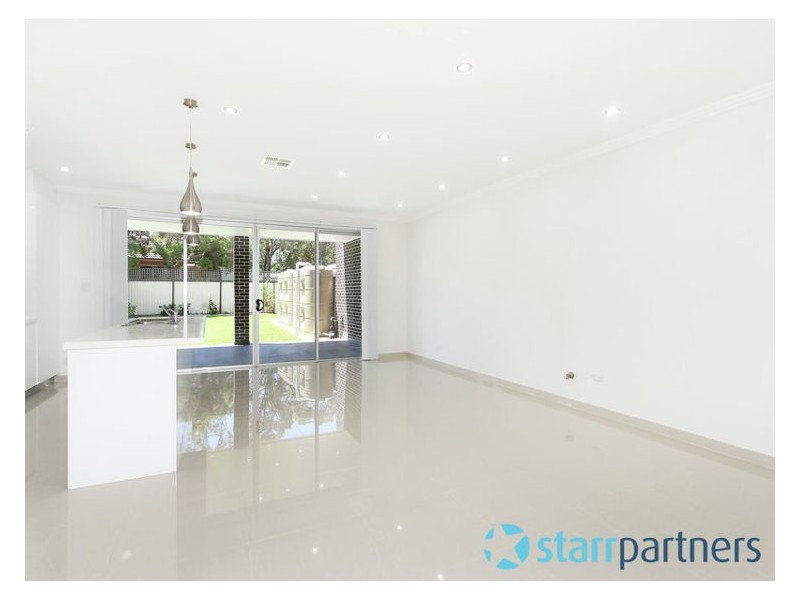 35 & 35a Dennistoun Avenue, Guildford West NSW 2161