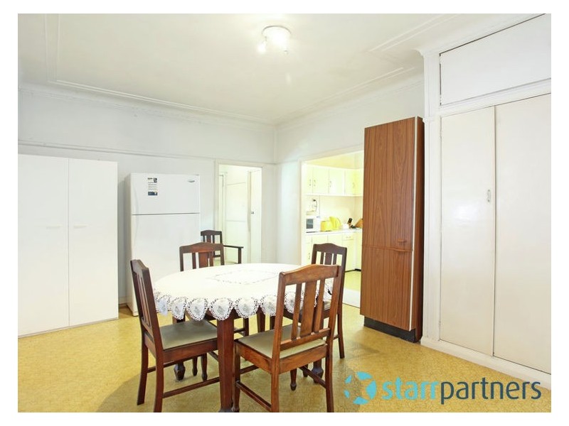 8 Allison Road, Guildford NSW 2161