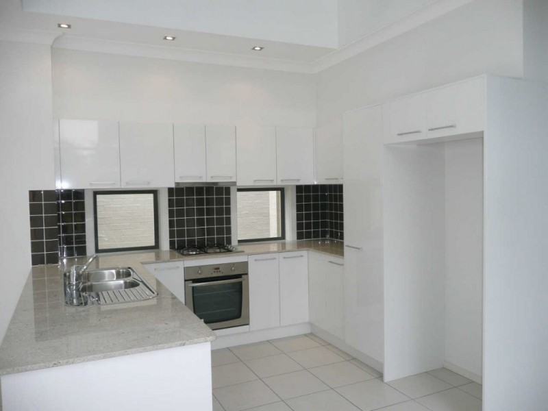 19 PARISH STREET, Pemulwuy NSW 2145