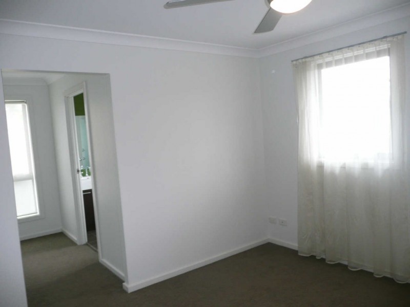 19 PARISH STREET, Pemulwuy NSW 2145