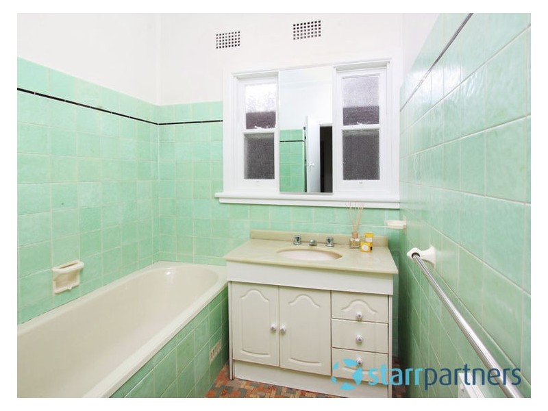 32 Bursill Street, Guildford NSW 2161